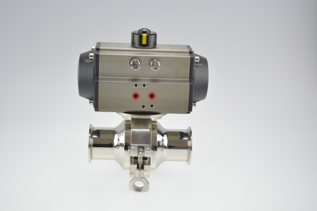 Stainless steel actuator intermediate clamp non-retention ball valve
