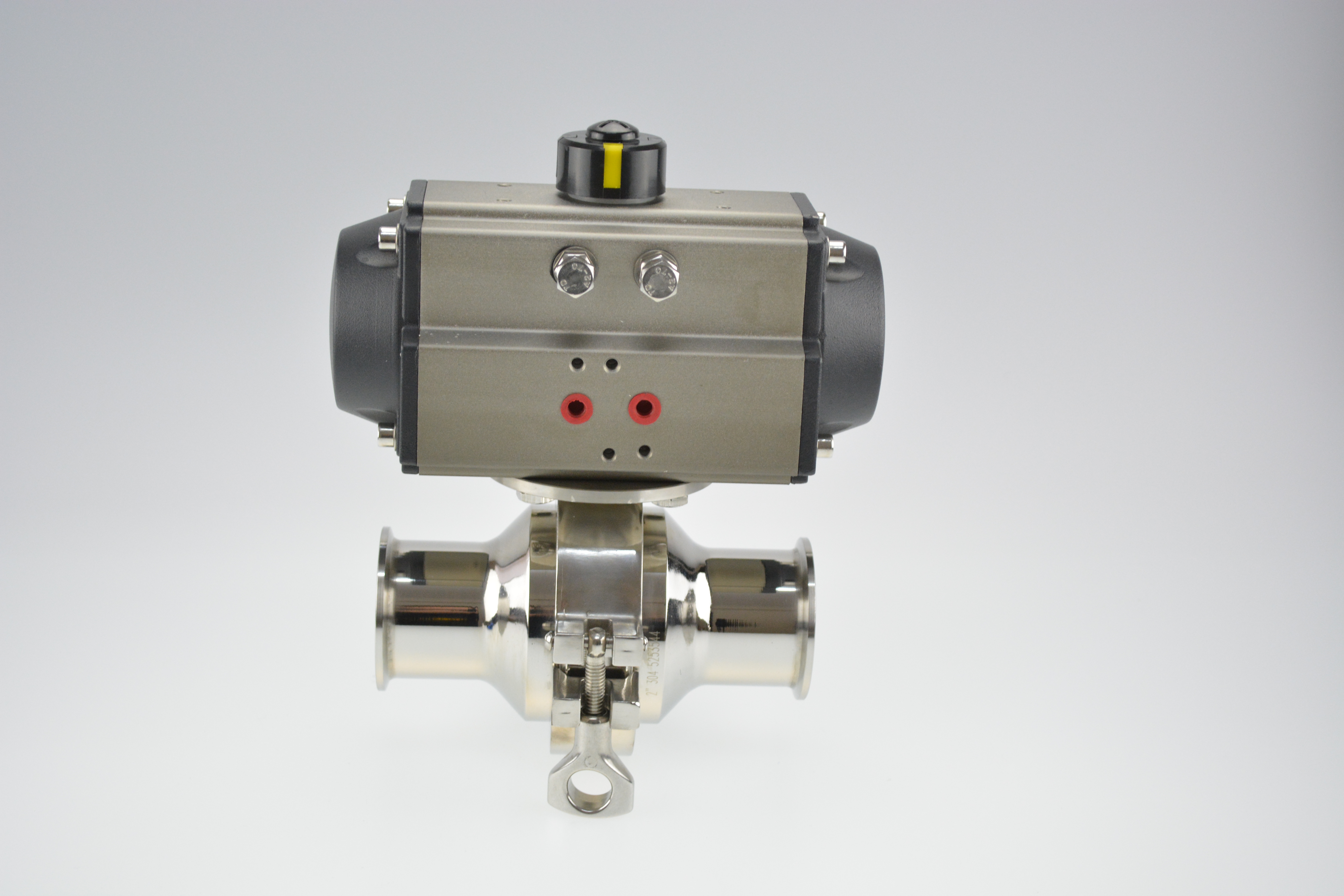 Stainless steel actuator intermediate clamp non-retention ball valve