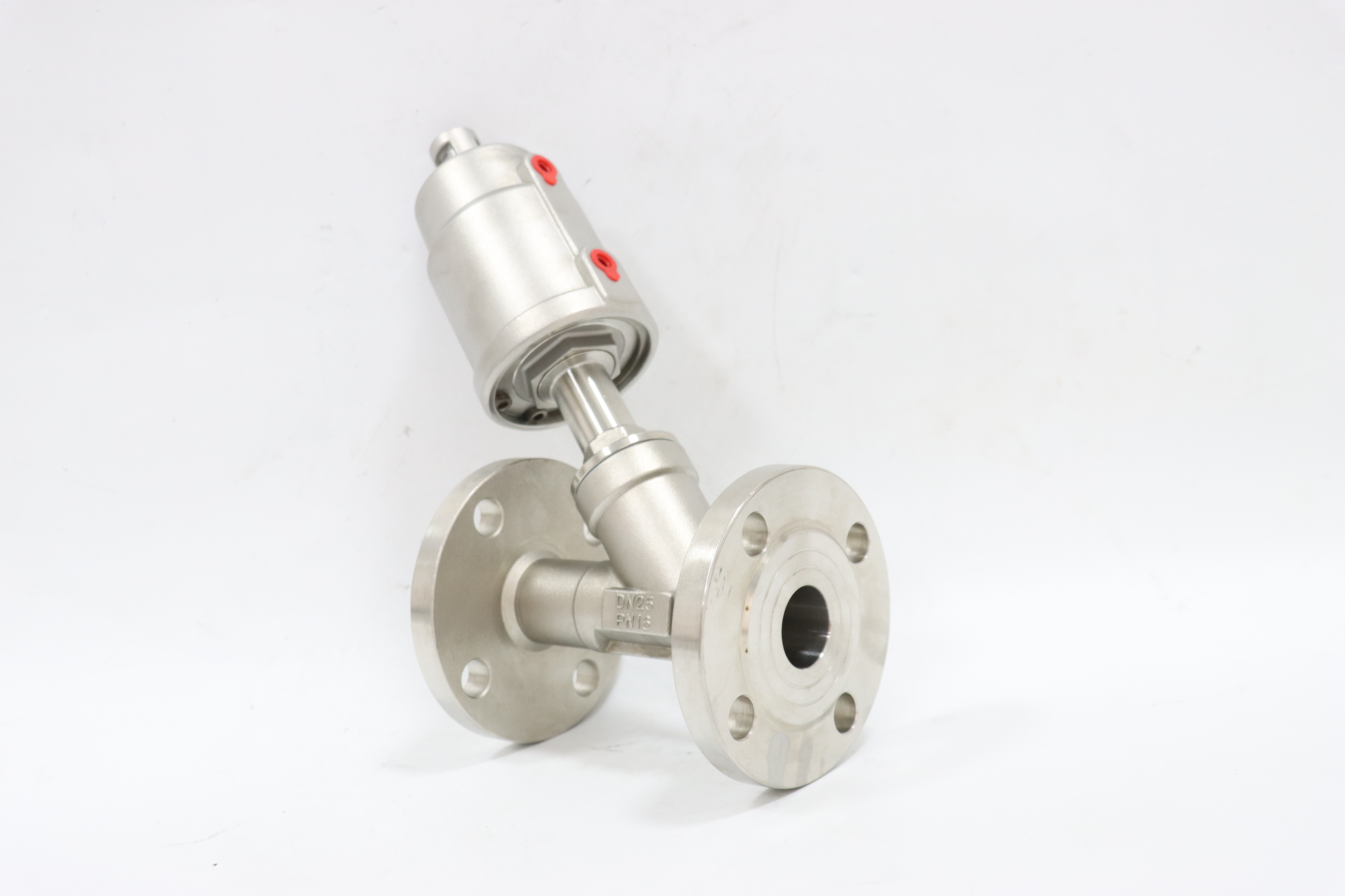 Stainless Steel High Temperature Corrosion Resistant Flange Steam Angle Seat Valve