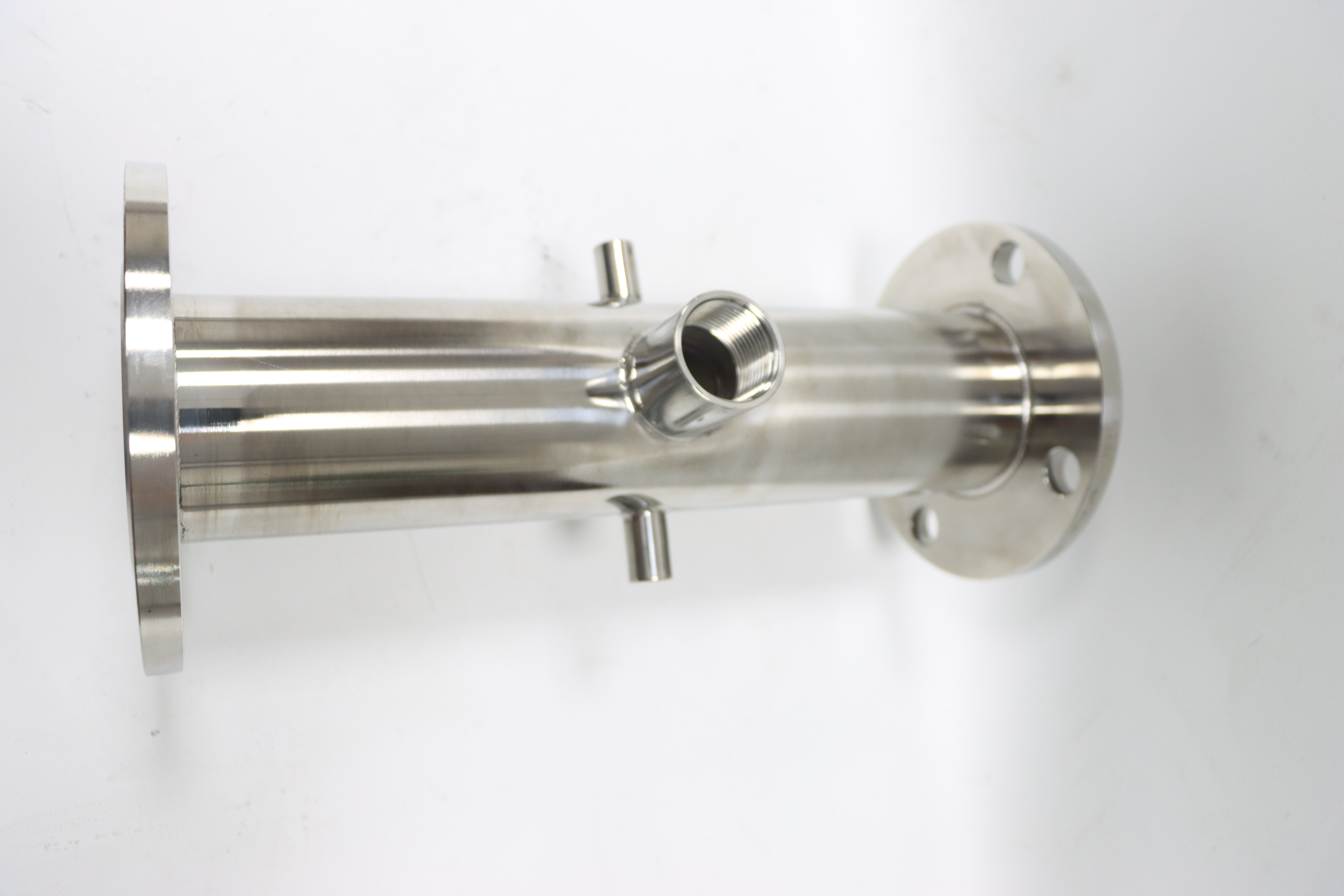 Stainless steel constant pressure reducing five-way welded flange pipe fitting