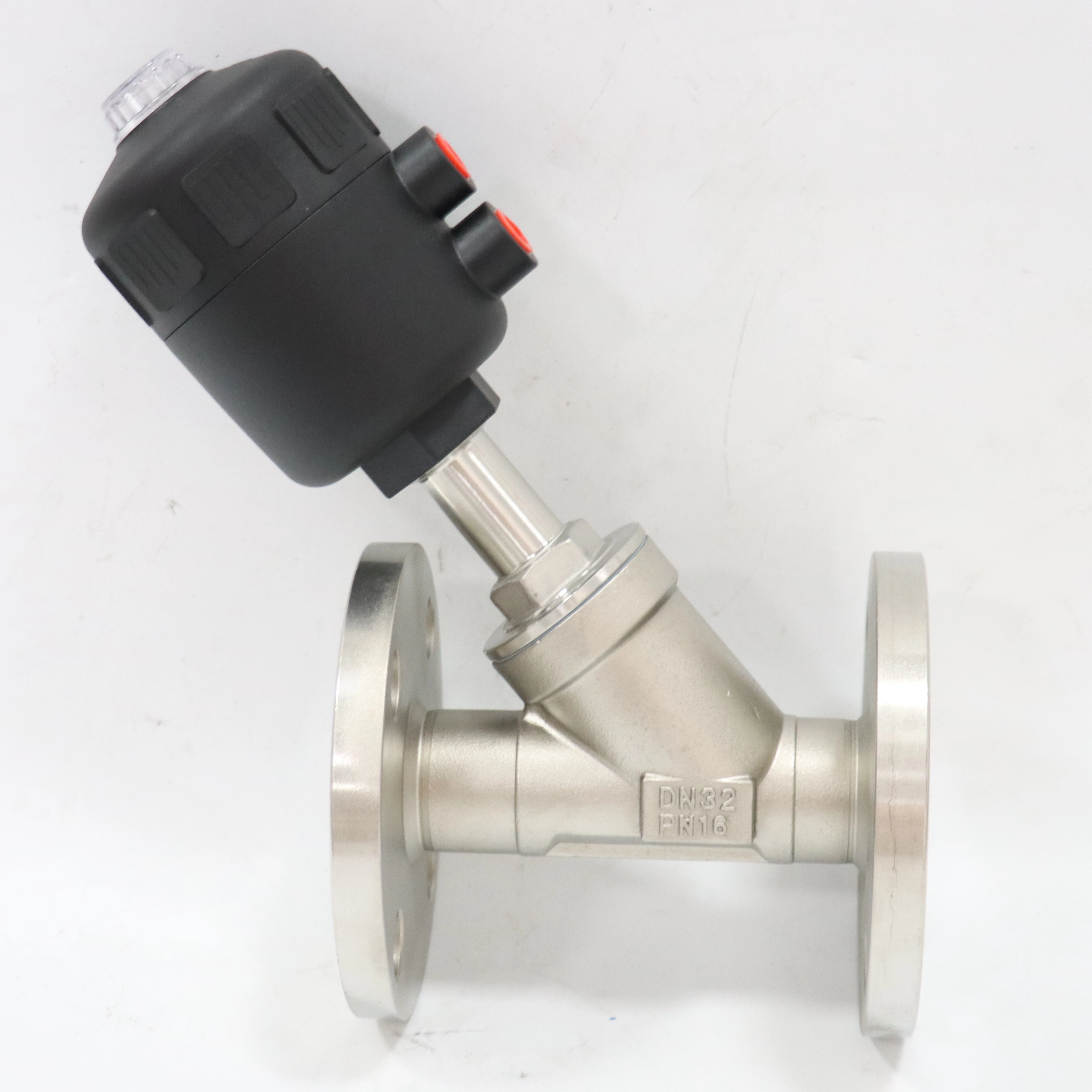 Stainless Steel Corrosion Resistant Flange Steam Plastic Head Pneumatic Angle Seat Valve 
