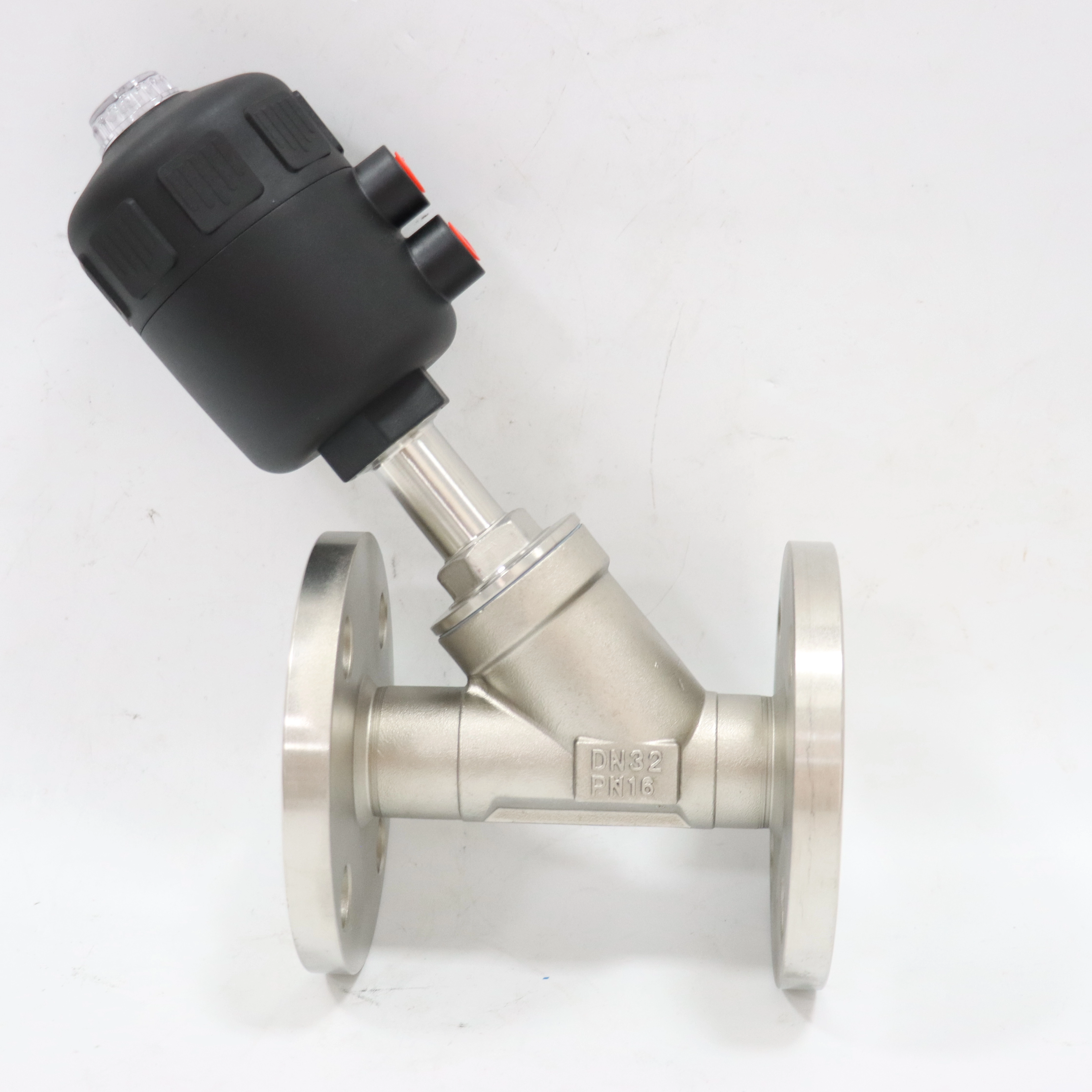 Stainless Steel Corrosion Resistant Flange Steam Plastic Head Pneumatic Angle Seat Valve 