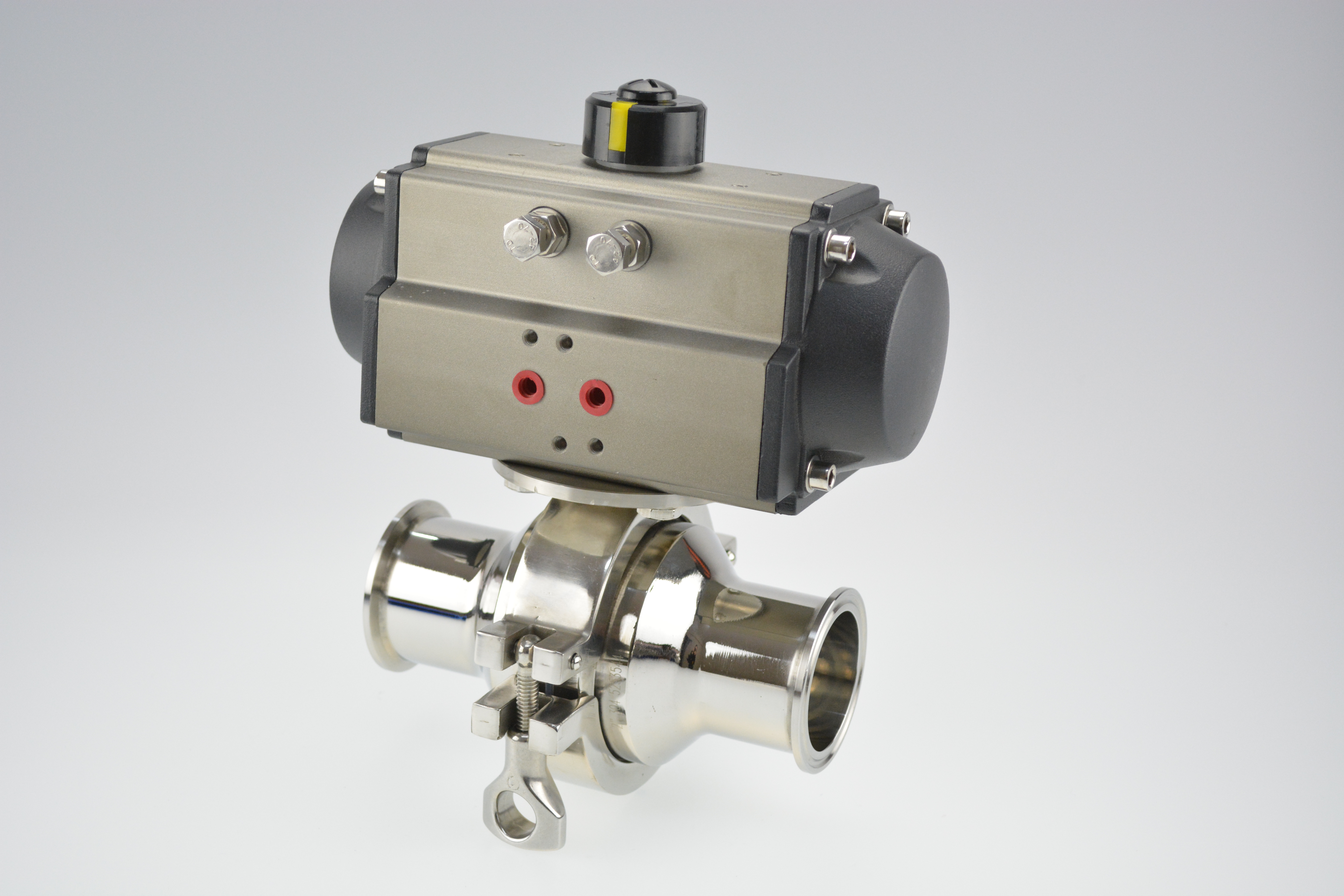 Stainless steel actuator intermediate clamp non-retention ball valve