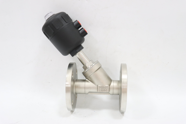 Stainless Steel Corrosion Resistant Flange Steam Plastic Head Pneumatic Angle Seat Valve 