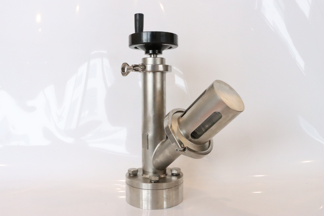Stainless steel sanitary push-button vacuum plunger oil sampling valve